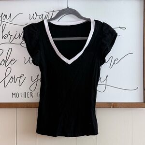 PRETTYGARDEN Womens V Neck Summer Tops Ruffle Sleeveless